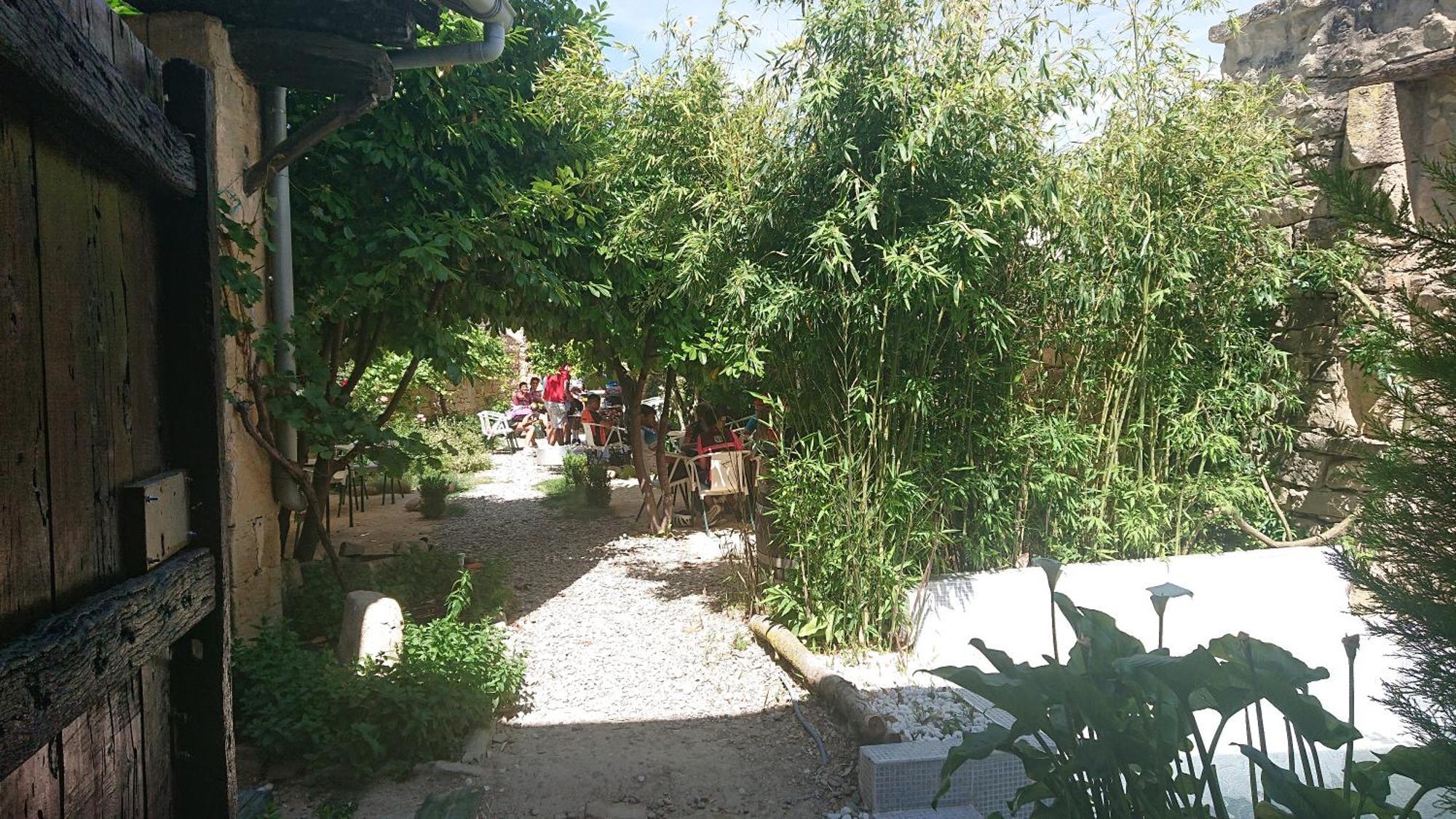 Albergue Sansol - El Oasis Del Camino Frances - Exclusivo Para Peregrinos ภายนอก รูปภาพ